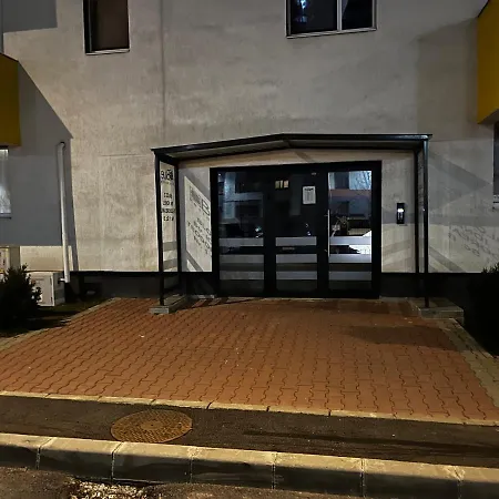 Апартаменти Red Apartament