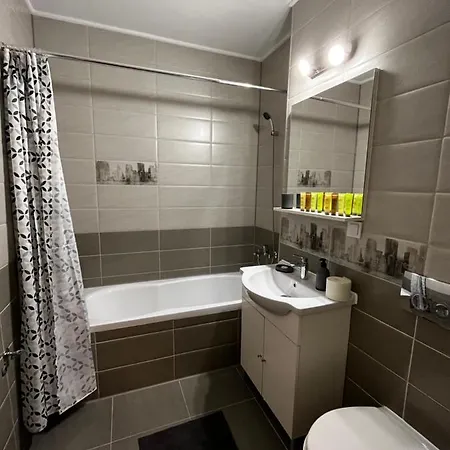 Red Apartament